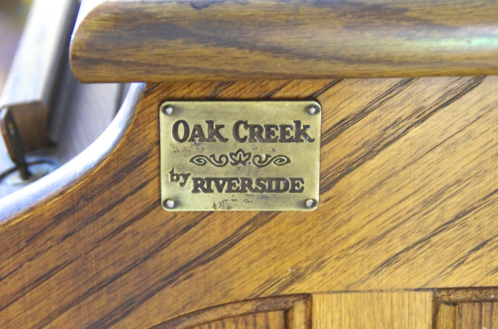 Beautiful Reproduction Solid Oak Roll Top Desk