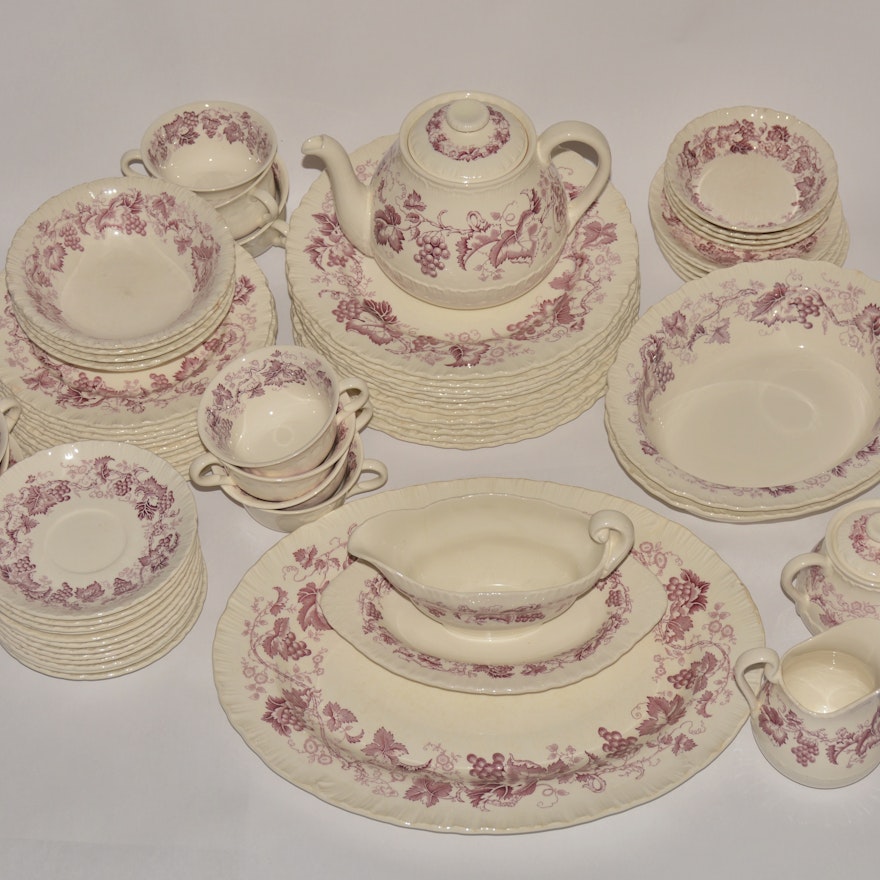 Wedgwood "Purple Old Vine" China Set