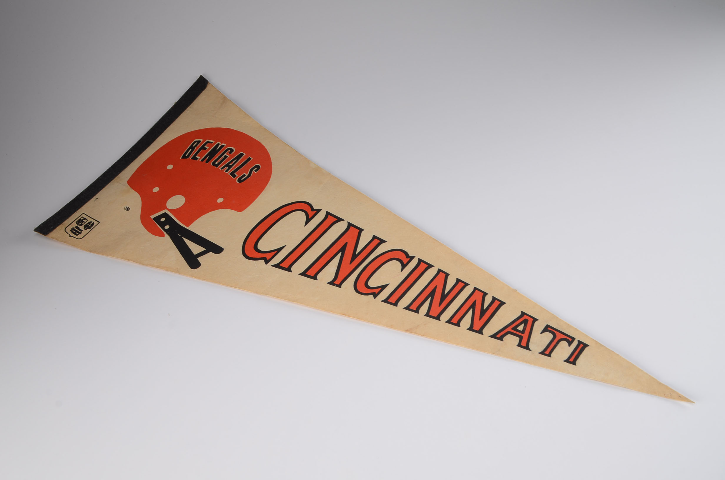 Cincinnati Bengals Vintage Pennant Plus a Clock