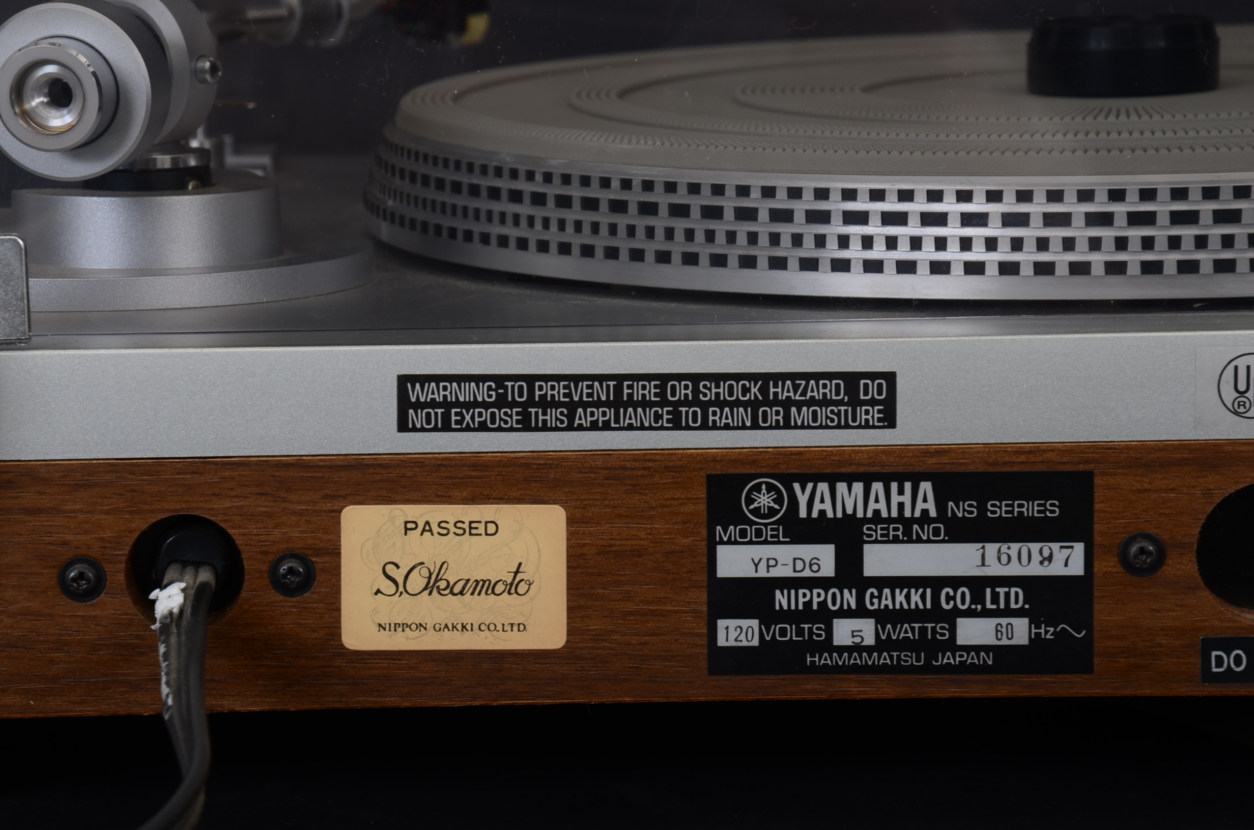 Yamaha YP-D6 Turntable with Box