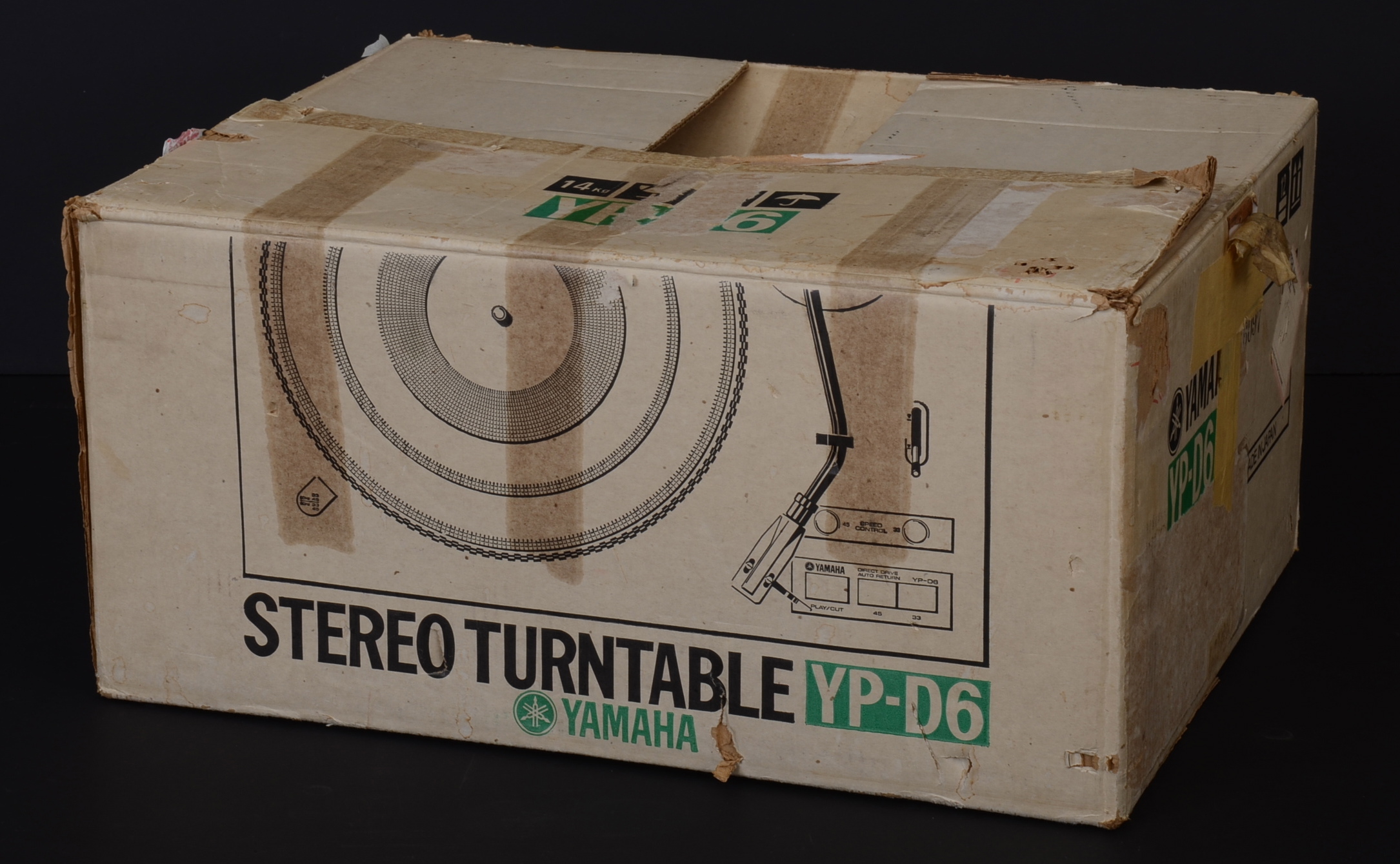 Yamaha YP-D6 Turntable with Box