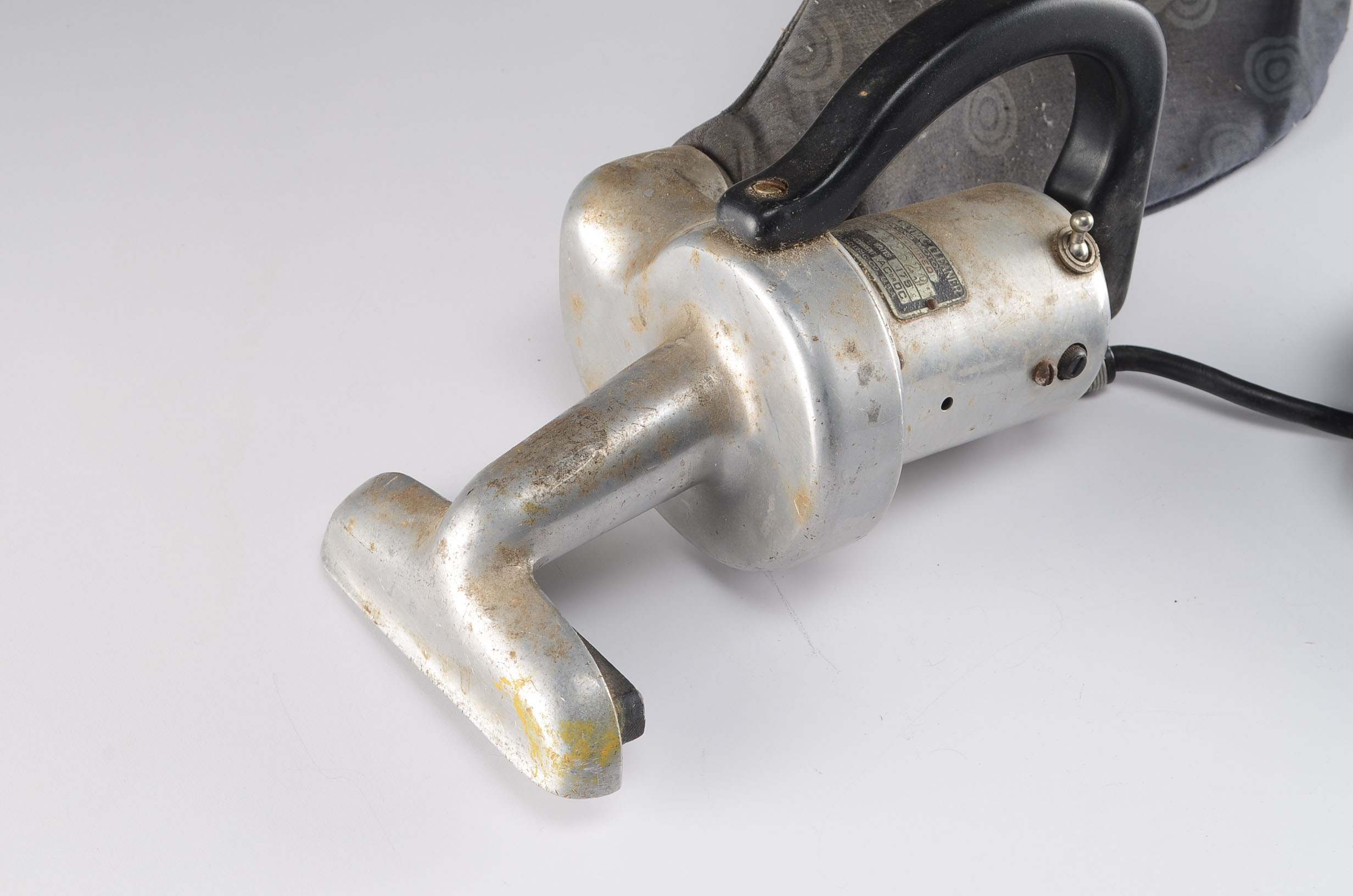 Vintage 1930s GE Hand Held Vacuum