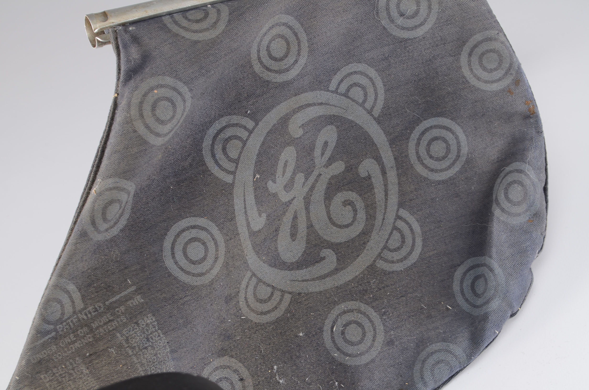 Vintage 1930s GE Hand Held Vacuum