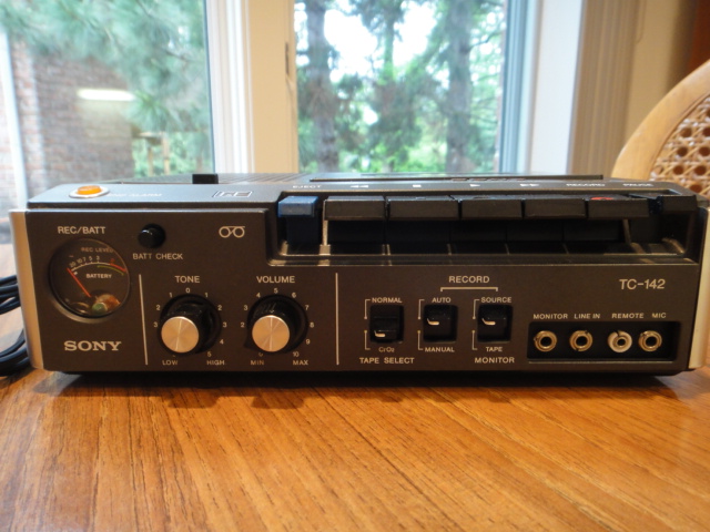 Sony TC-142 Cassette Recorder