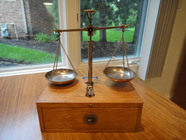 Vintage Henry Troemner Apothecary Scale
