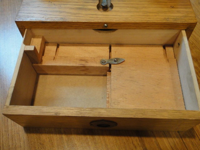 Vintage Henry Troemner Apothecary Scale