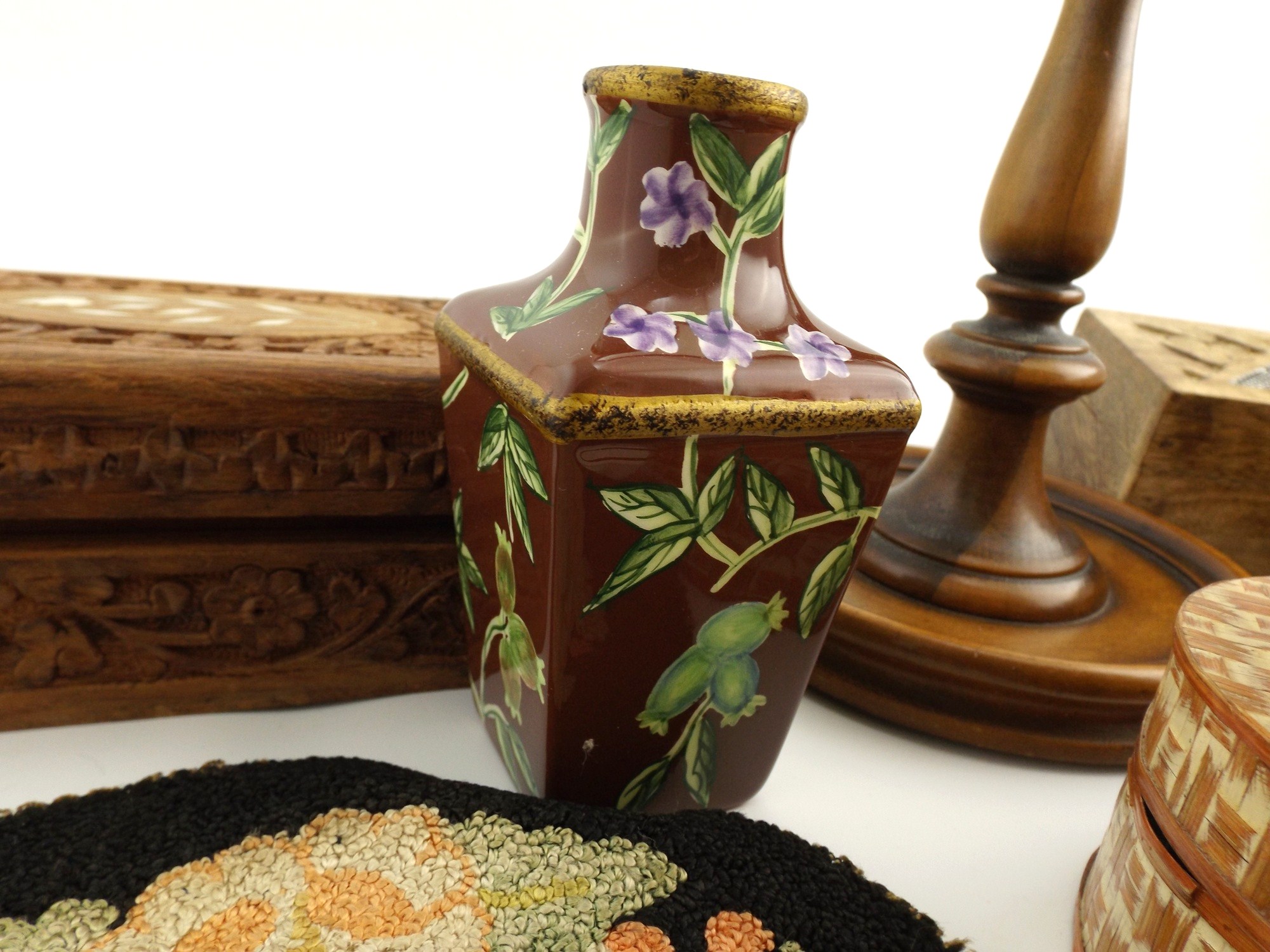 Vintage Collectibles, Baskets, Boxes