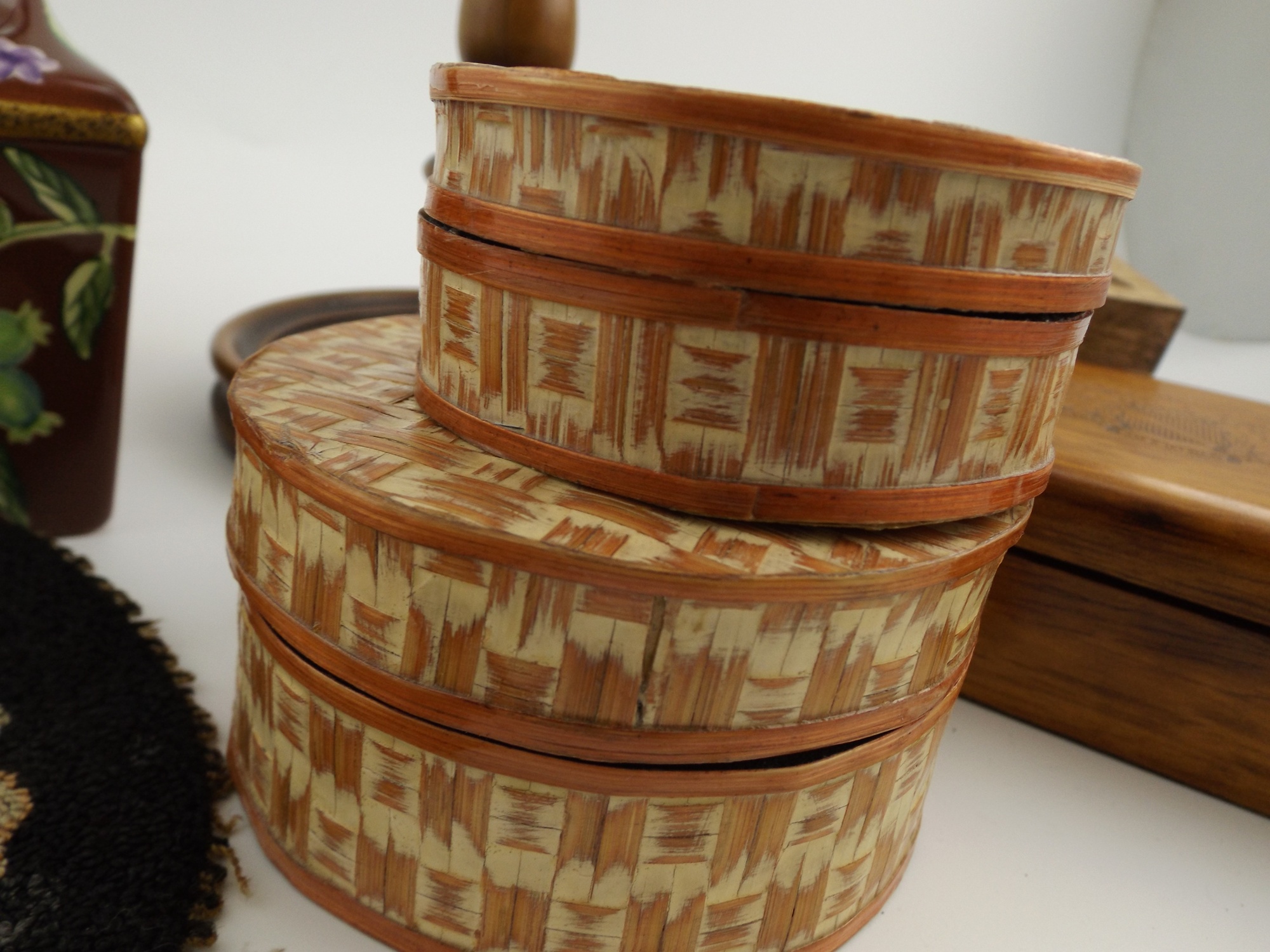 Vintage Collectibles, Baskets, Boxes