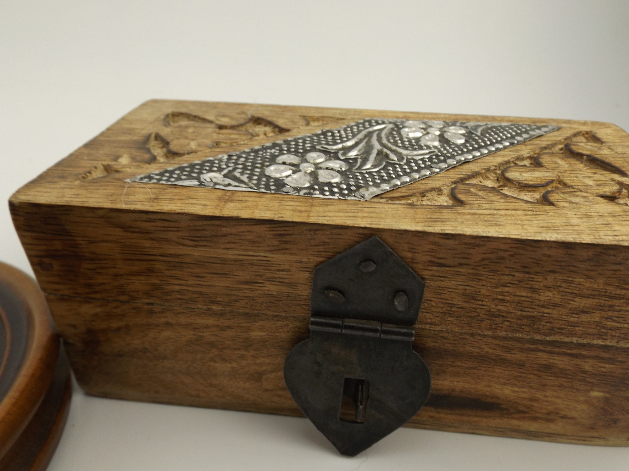 Vintage Collectibles, Baskets, Boxes