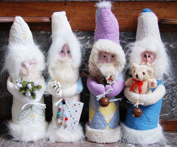Four Quilted Santas / 2
