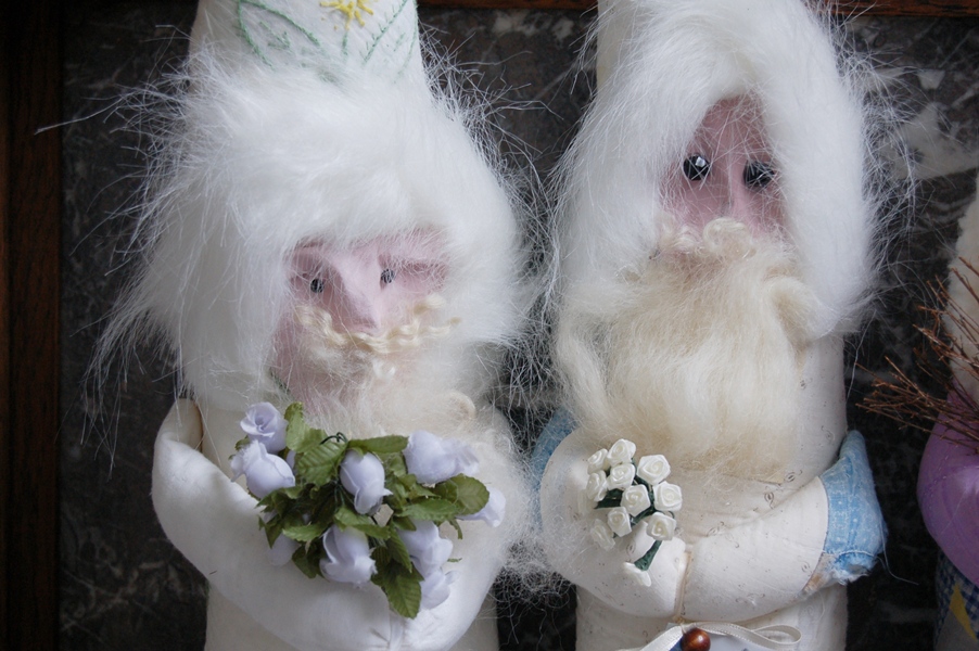 Four Quilted Santas / 2