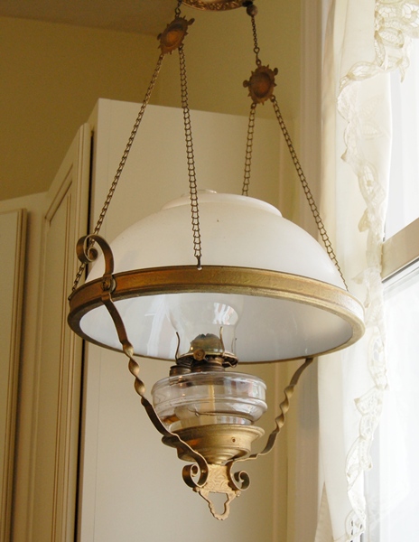 Vintage Hanging Oil Lamp 