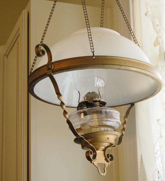 Vintage Hanging Oil Lamp 