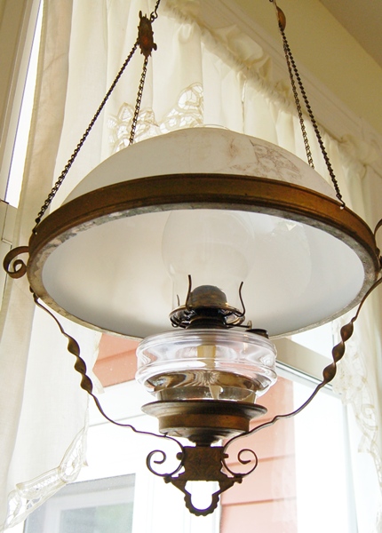 Vintage Hanging Oil Lamp 