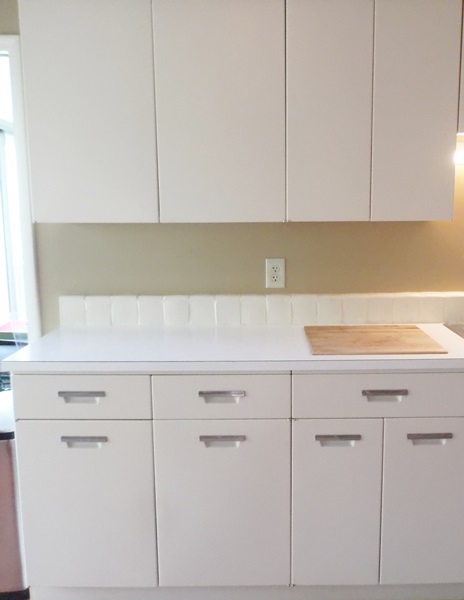 Entire Set of 1950s General Electric Metal Cabinetry 