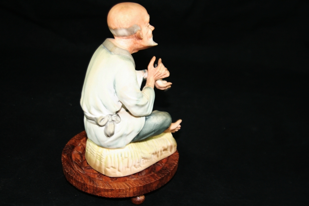 Porcelain Japanese Figurine 