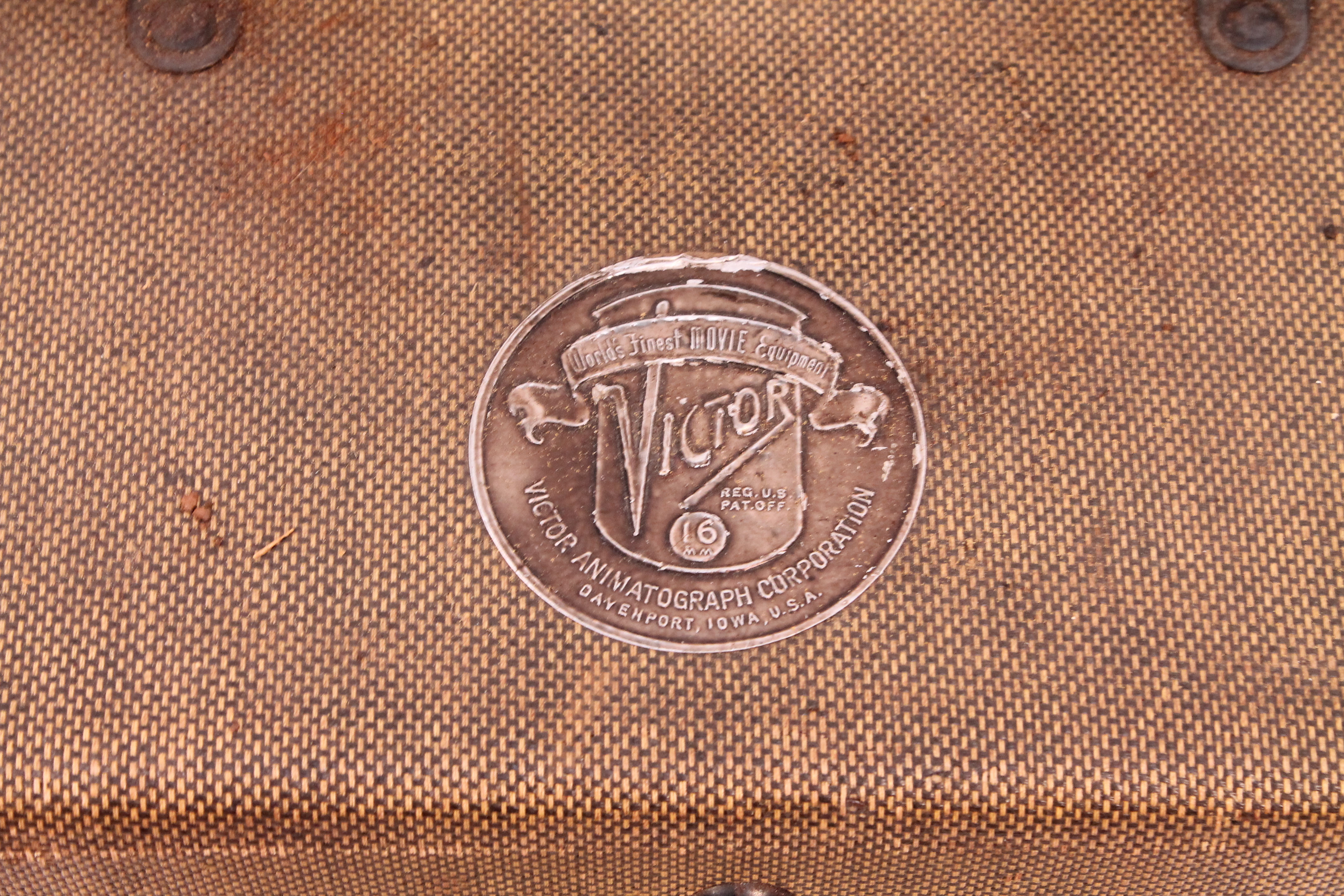 Antique Victor Portable Speaker