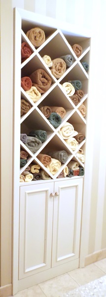 Built-In Bathroom Towel Cabinet 