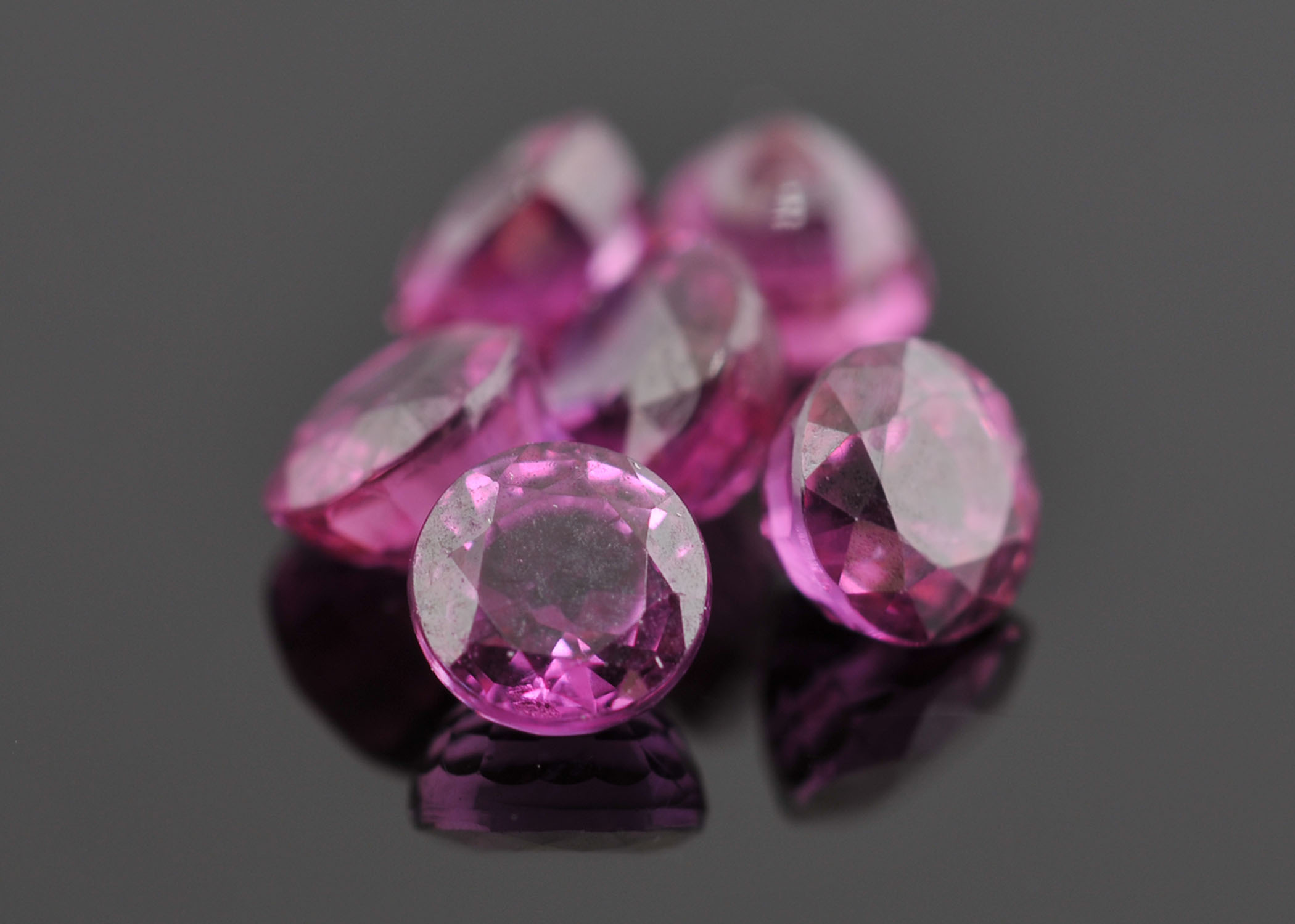 6 Loose 1.88 CT TW 3.3 - 3.4 mm Round Cut Natural Ruby Gemstones