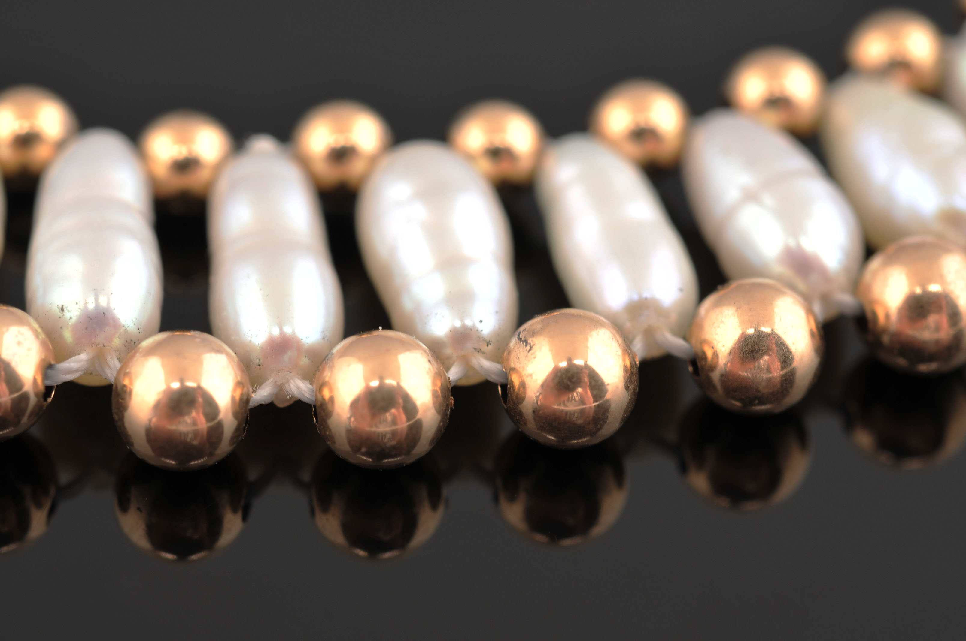 14 K Yellow Gold and Freshwater Pearl Necklace