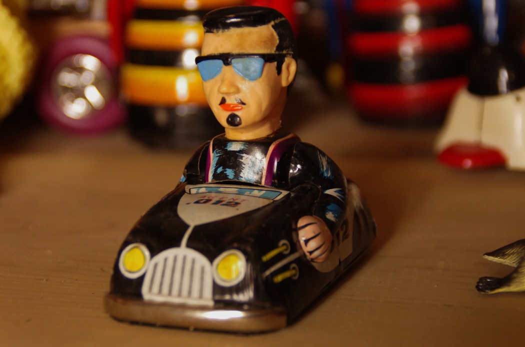 Vintage Tin Toys and Collectibles