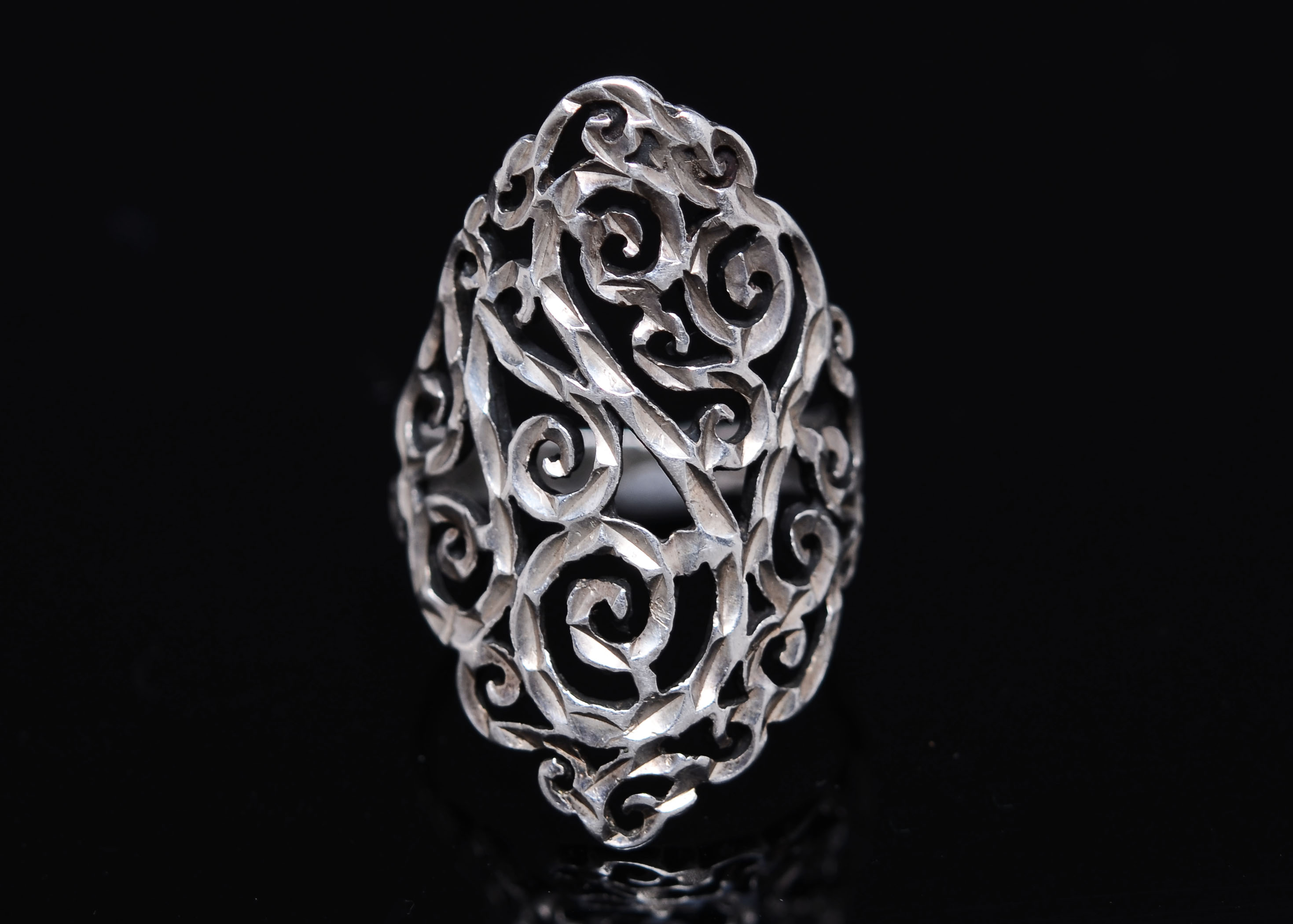 Two Sterling Silver Rings including a Butterfly Ring