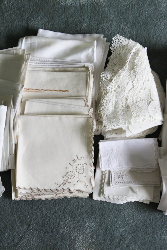 Vintage Handwerk Linen Lot