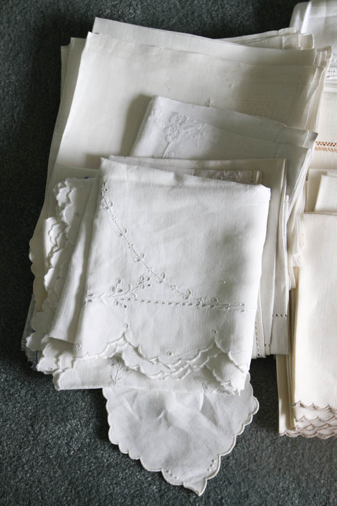 Vintage Handwerk Linen Lot