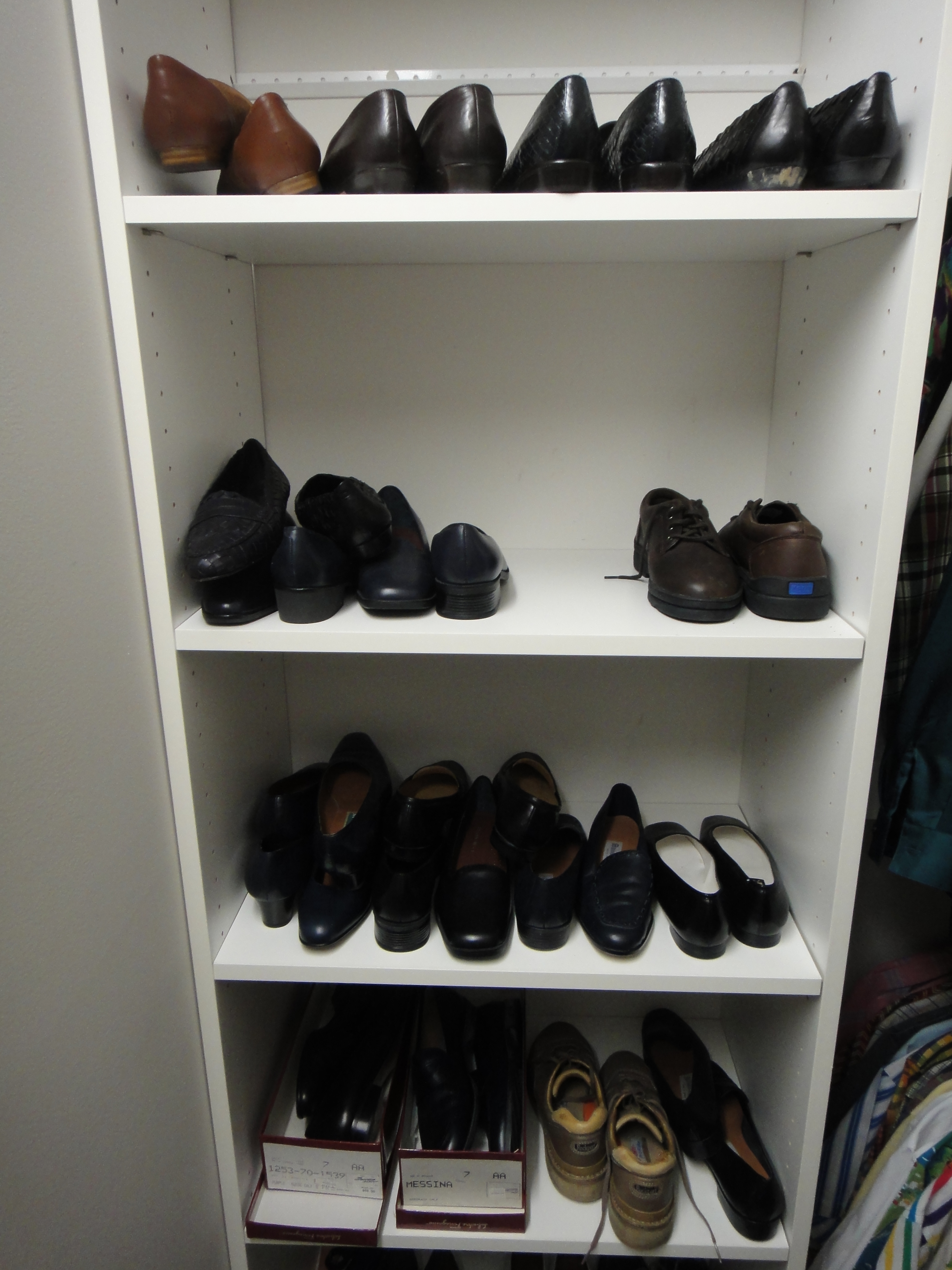 Women's Clothing Closet Cleanout