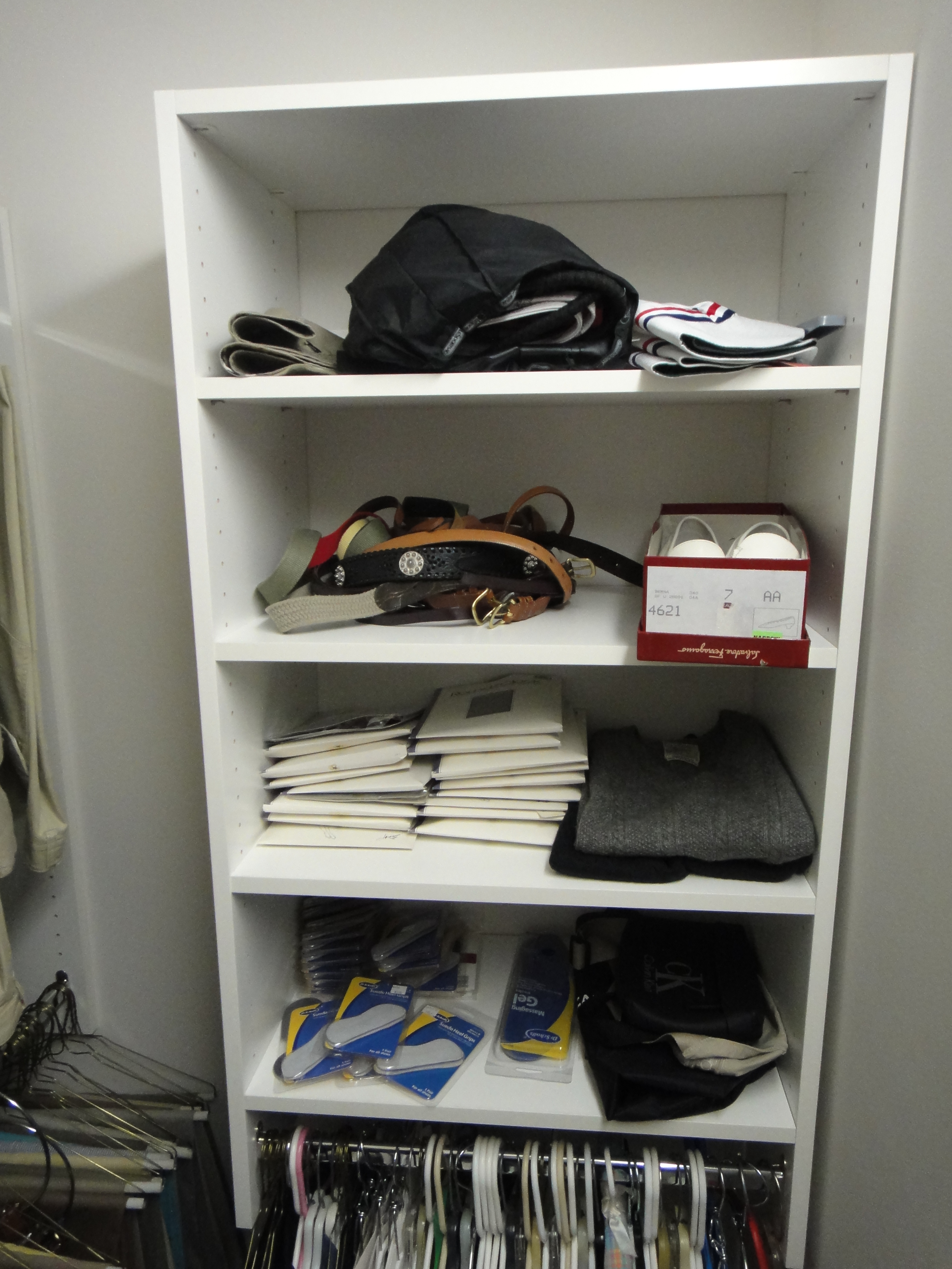 Women's Clothing Closet Cleanout