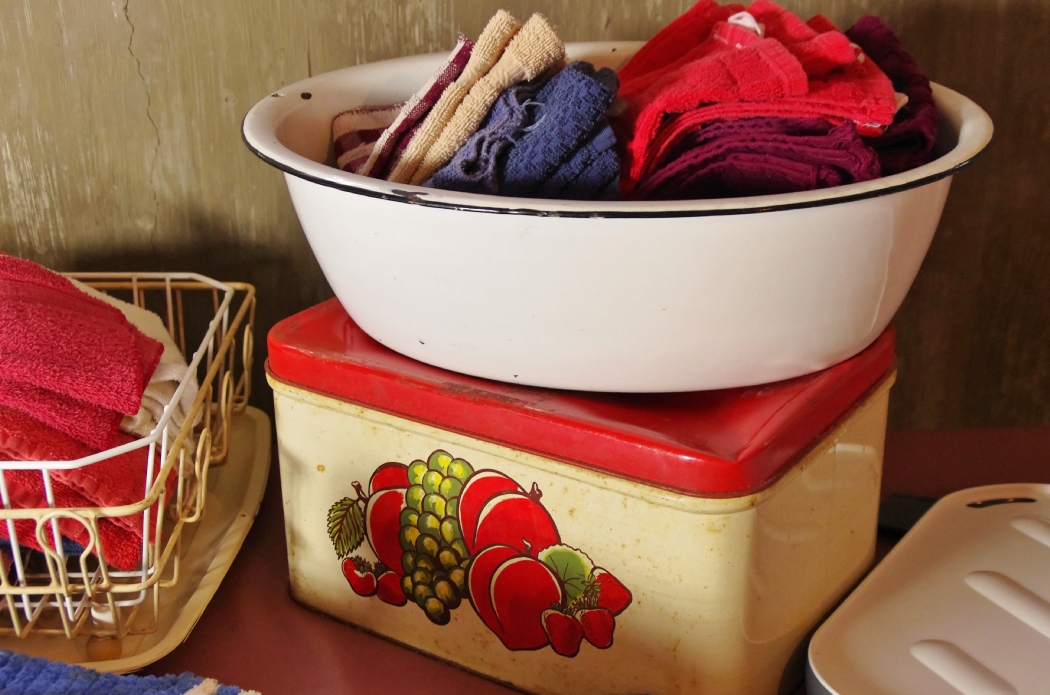Linens and Towels Cleanout with Vintage Enamel Basin and Breadbox