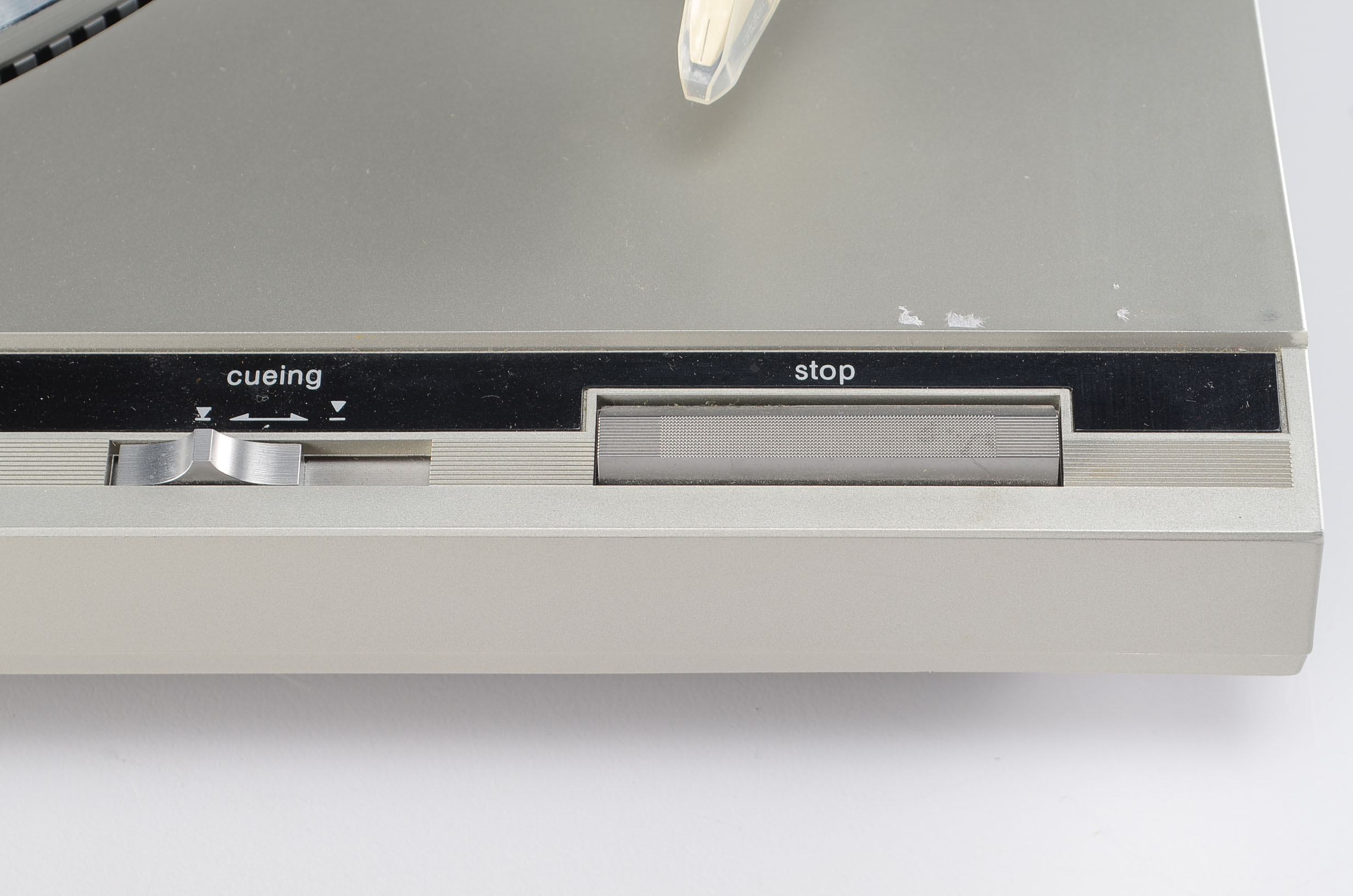 Technics Quartz Direct Drive Automatic Turntable System #SL-D200