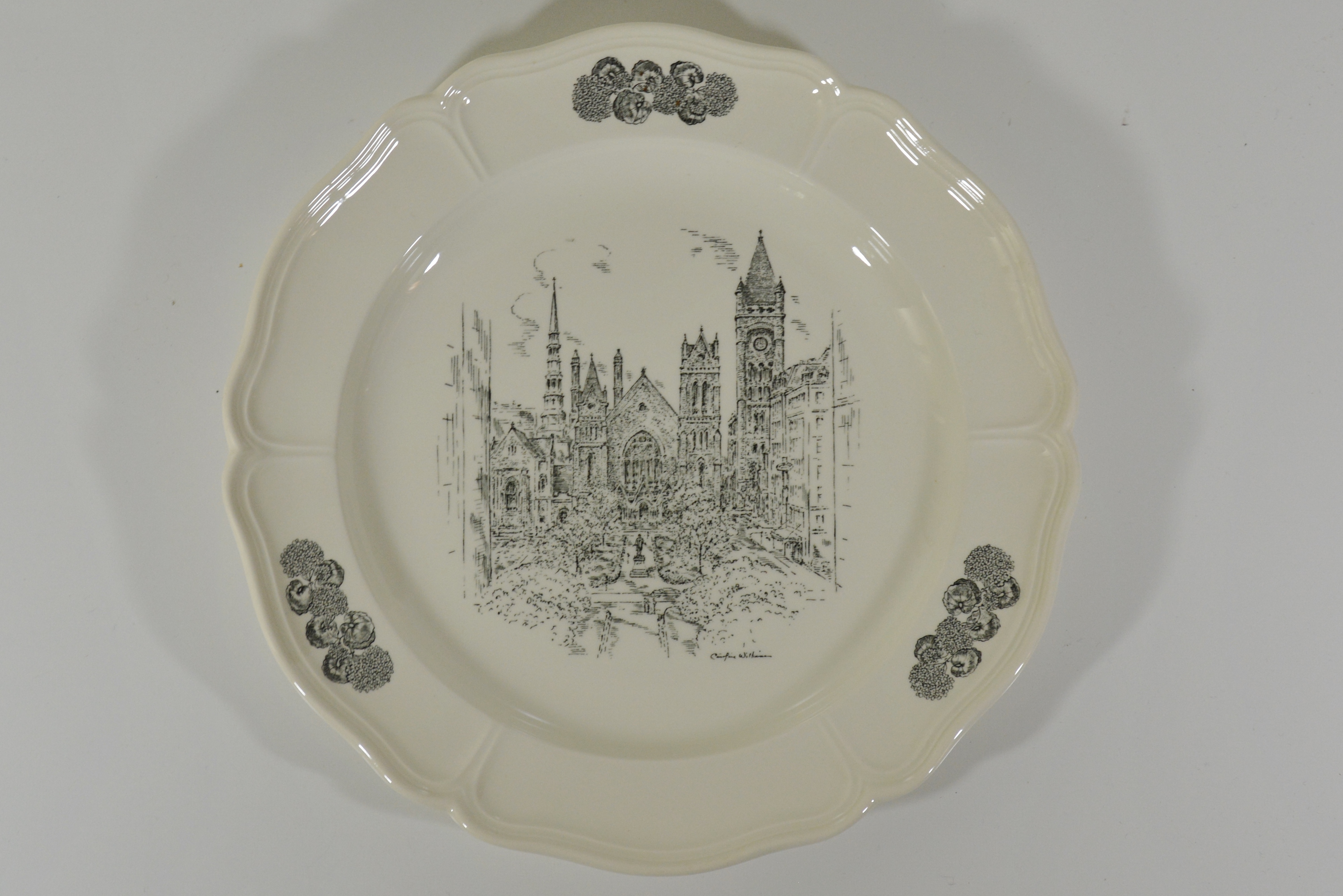  Wedgwood, Newsted Loring Andrews Scenes of Cincinnati Plates 