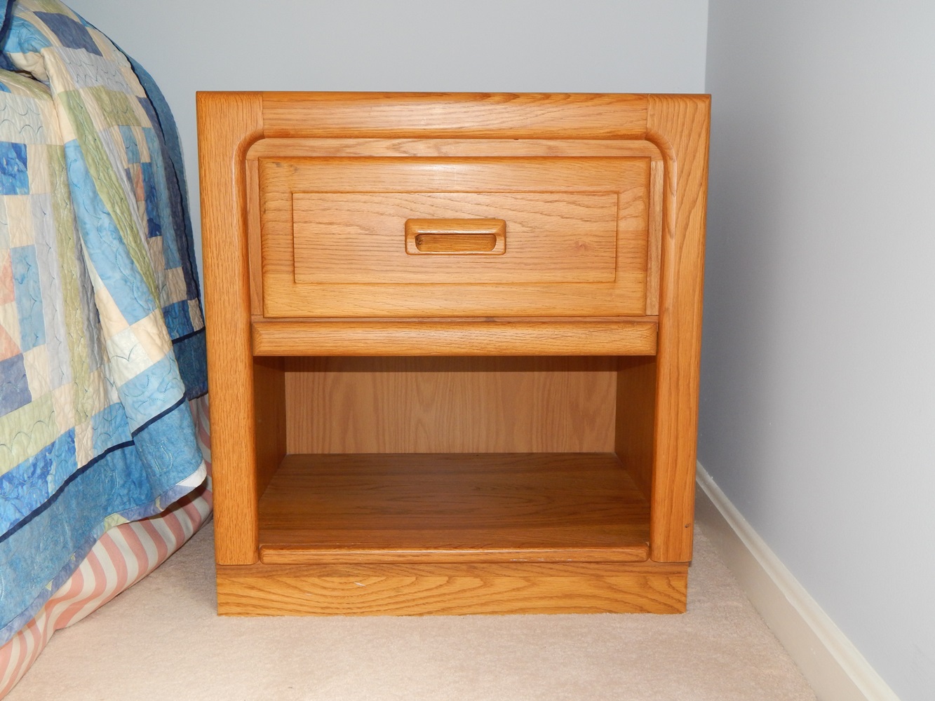 Stanley Oak Night Stand 
