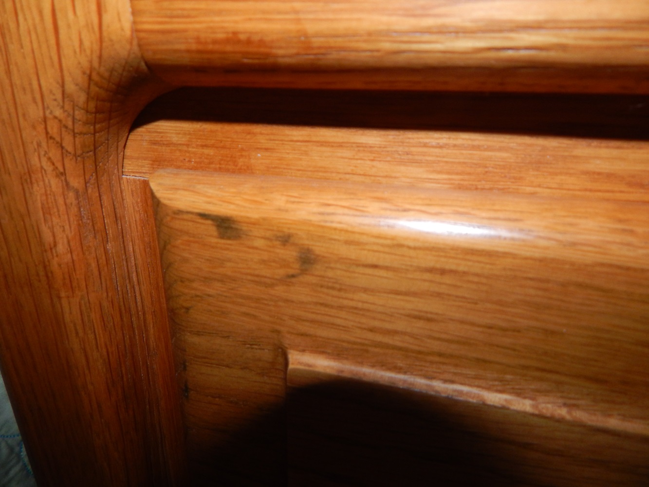 Stanley Oak Night Stand 