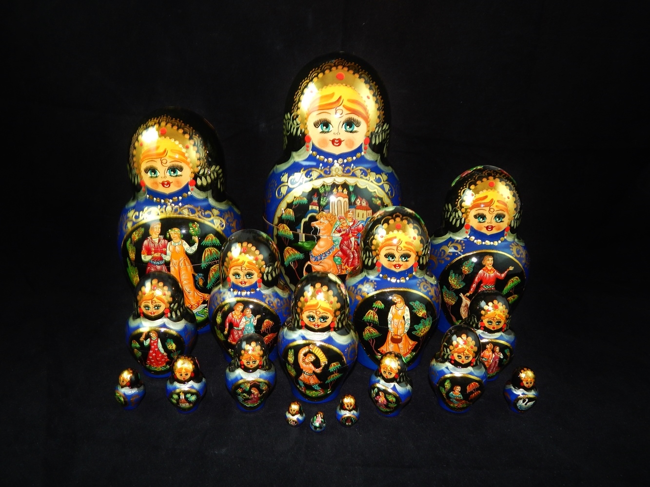 Large Set of Russian Matryoshka Nesting Dolls