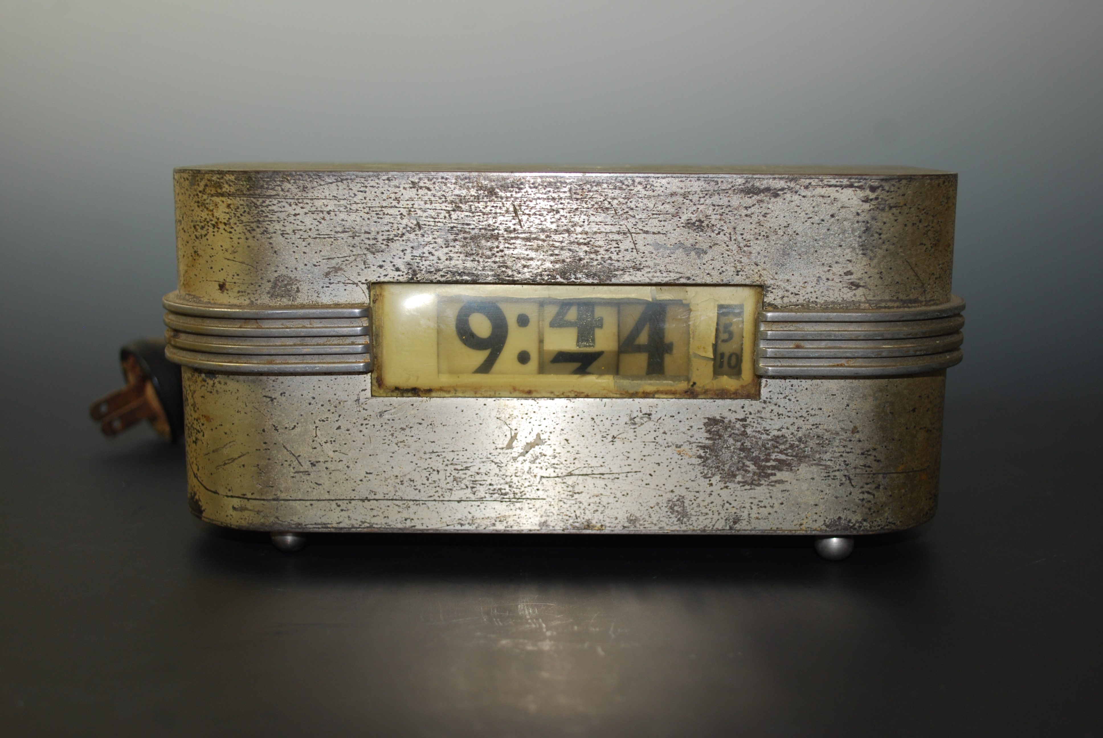 Lawson Electric Clock