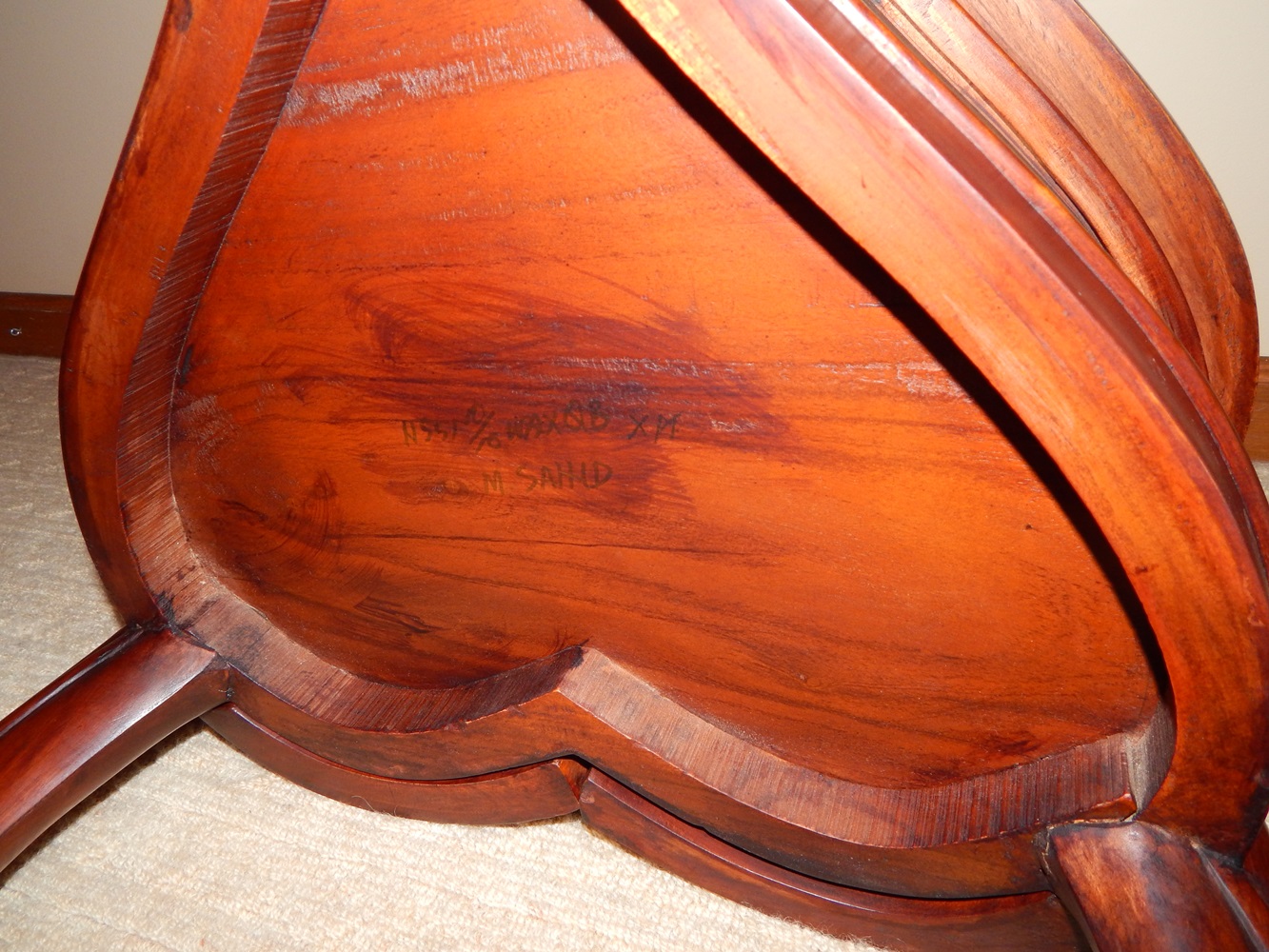 Mahogany Heart-Shaped Table 