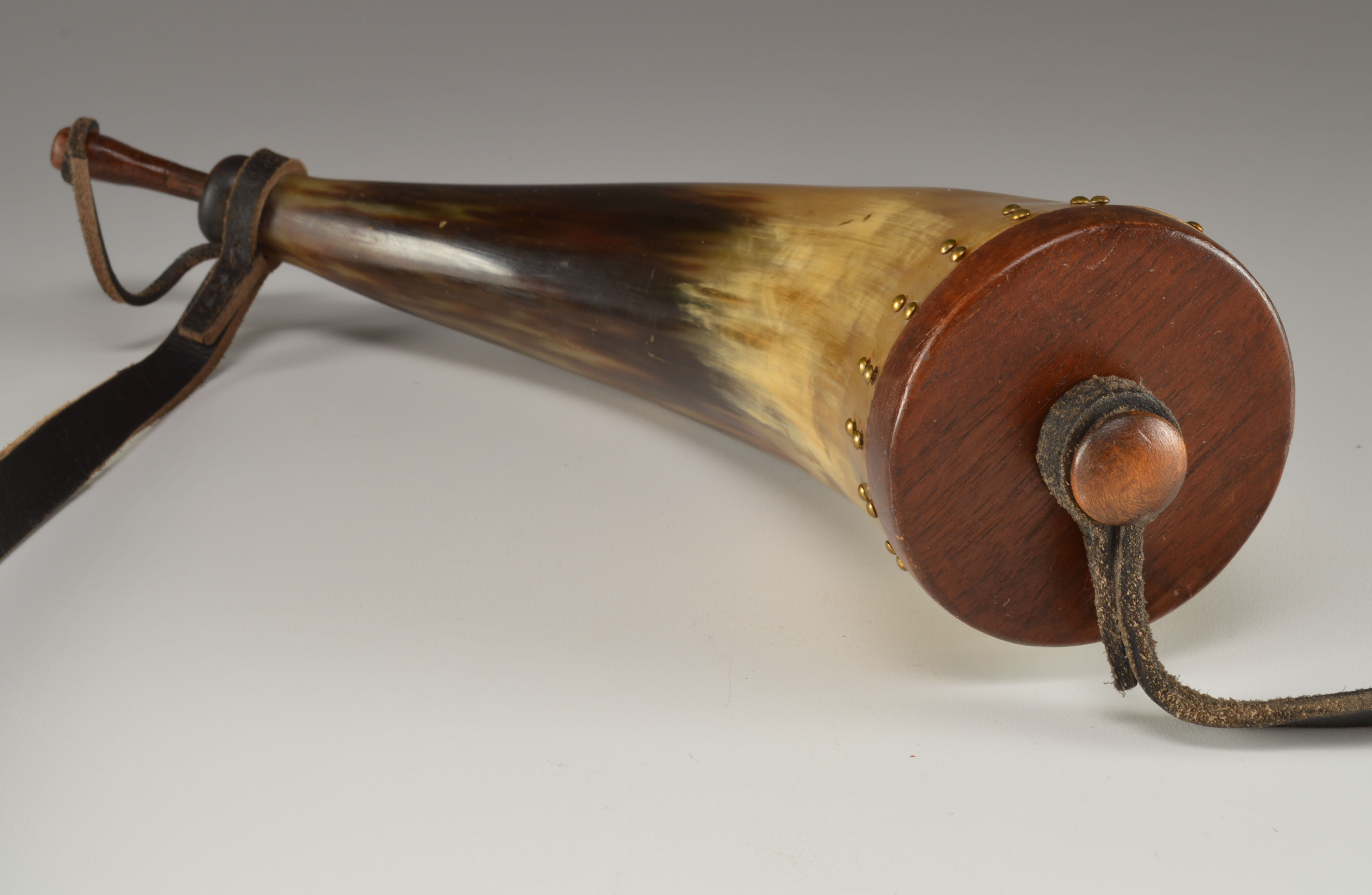 Vintage Cow Horn Powder Horn