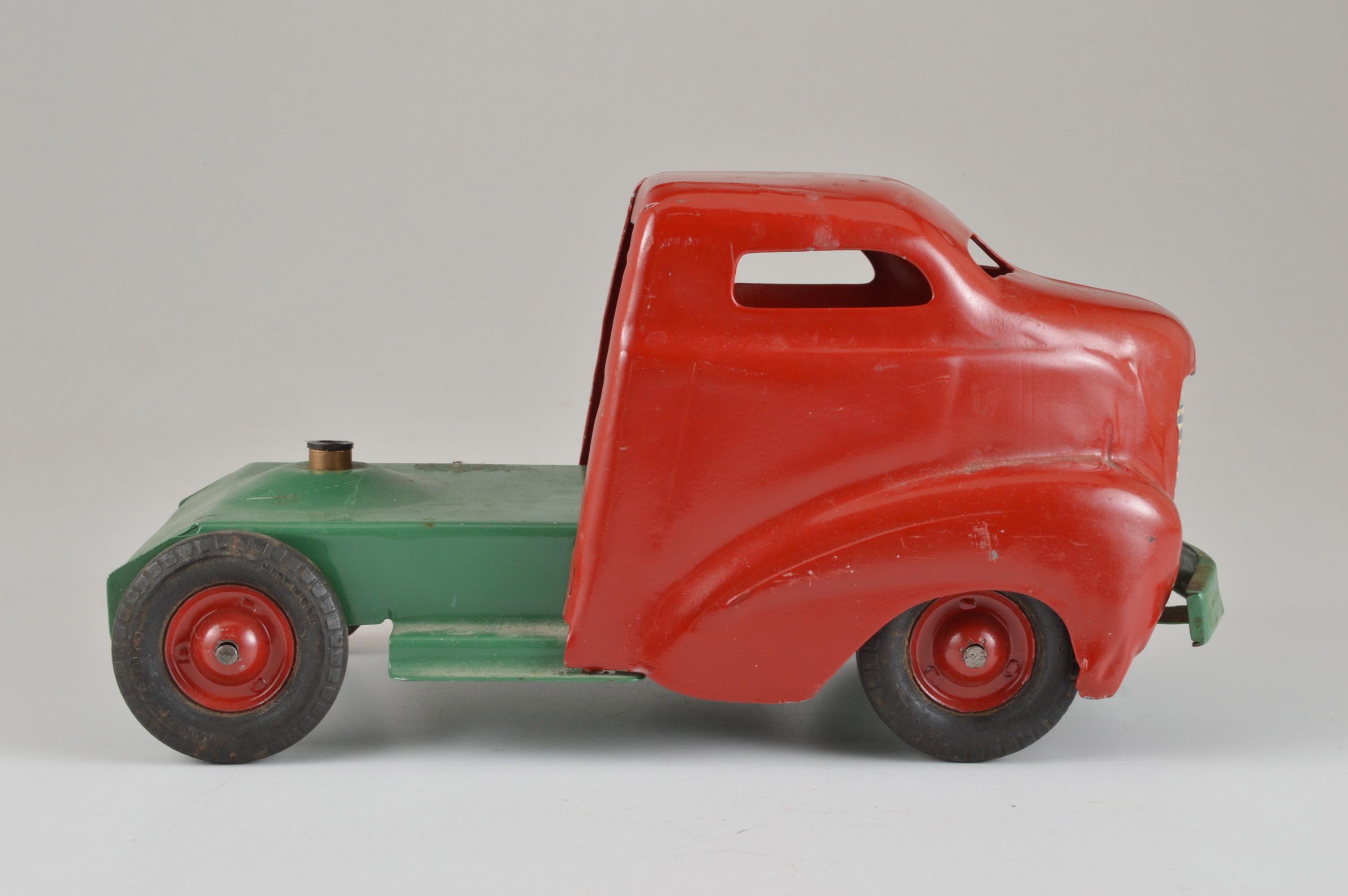 Vintage Wyandotte Toy Company Semi Trailer Cab