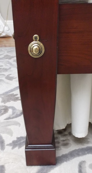 Ethan Allen Charleston Style Queen Size Four Poster Rice Bed