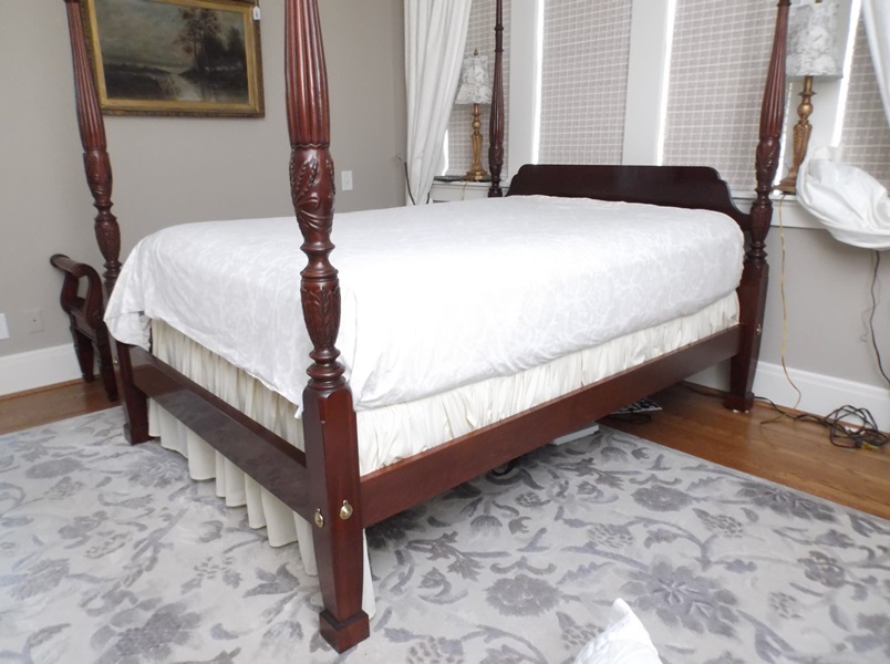 Ethan Allen Charleston Style Queen Size Four Poster Rice Bed