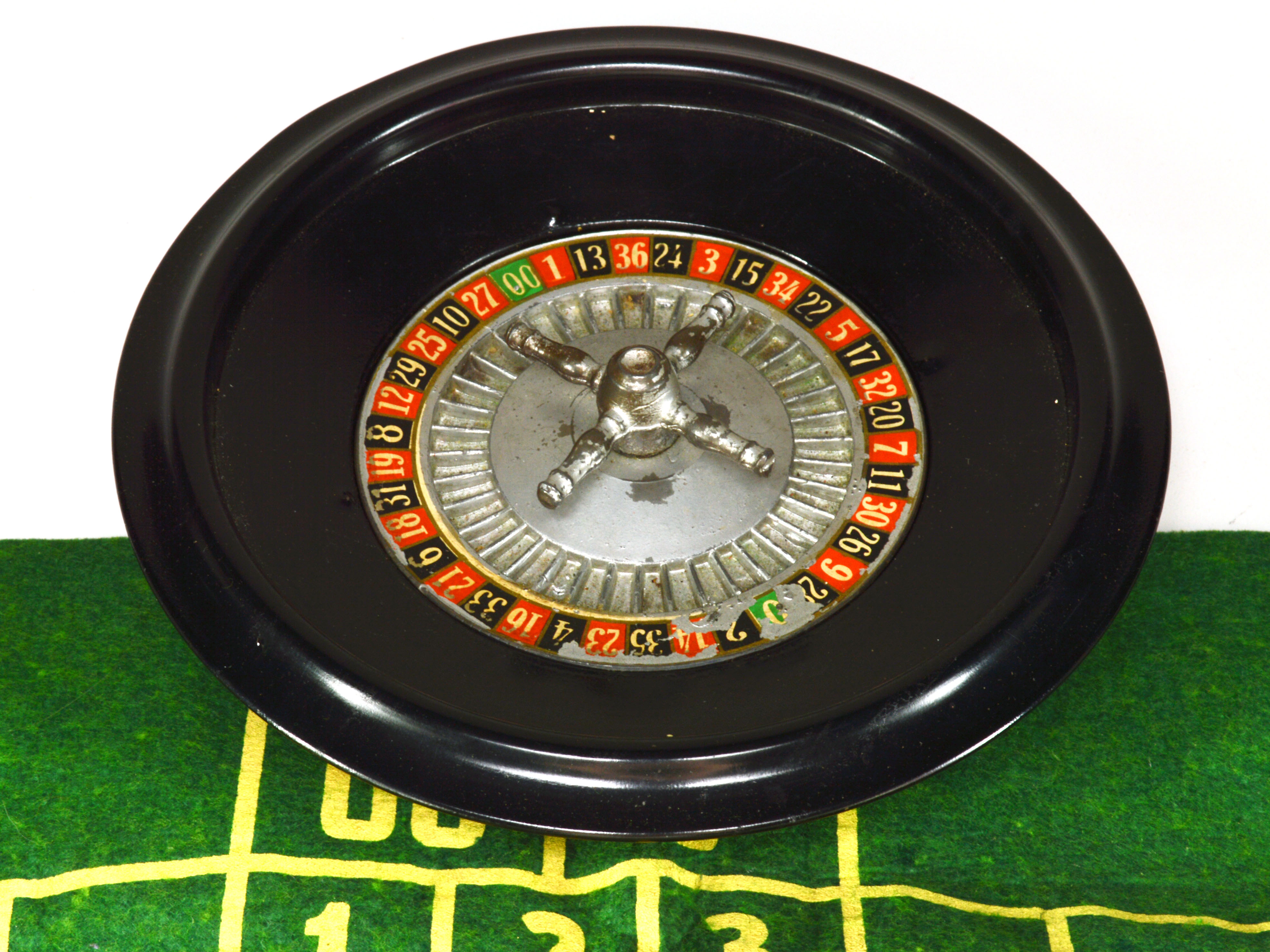 Vintage Rott Games Roulette Game