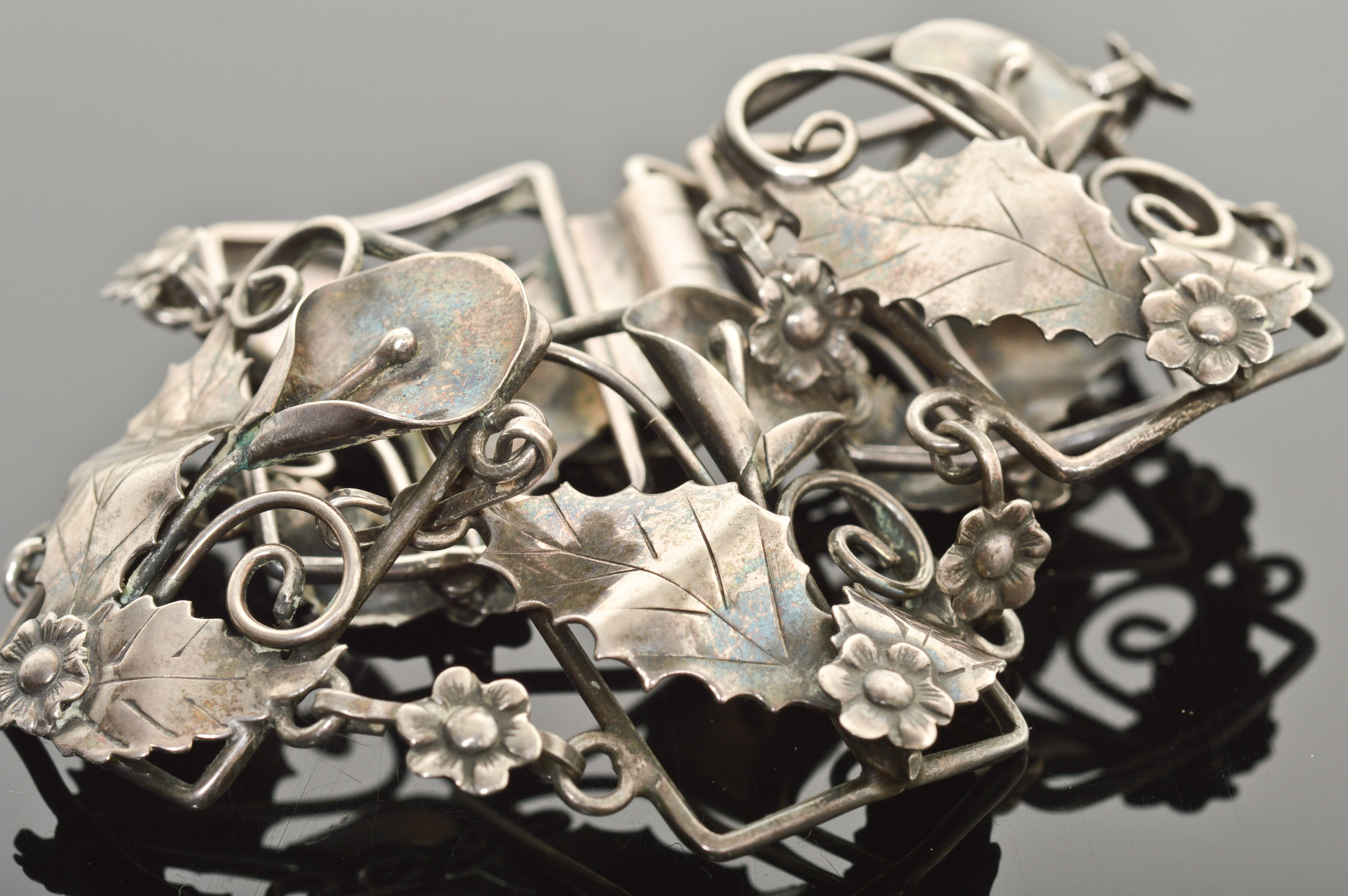 1940s Le Gro Sterling Silver Link Bracelet 