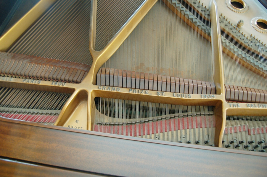 Baldwin Baby Grand Piano With Ivory Keys