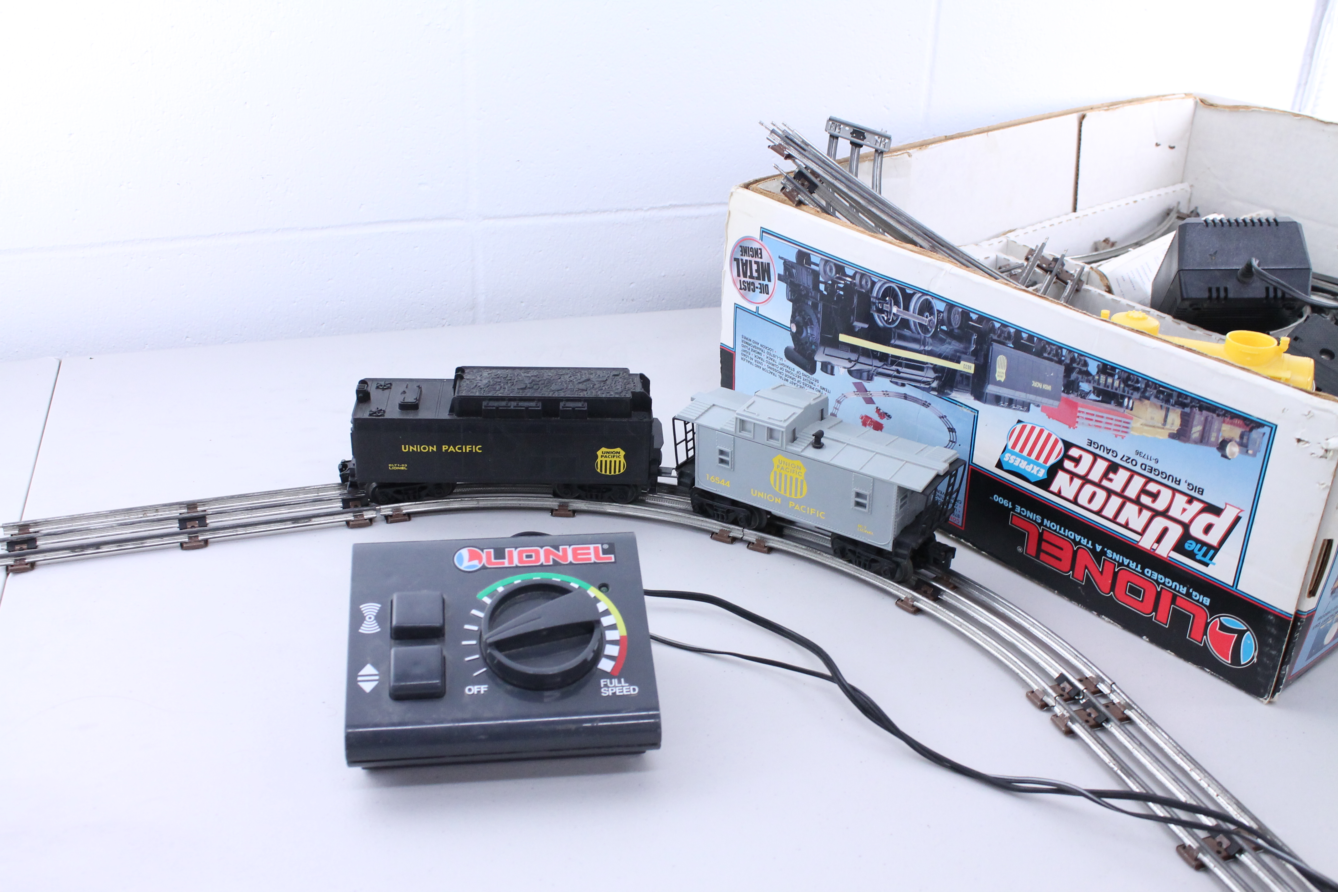 Vintage Lionel Union Pacific Electric Tracks and Trains