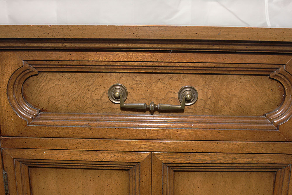 Mid-20th Century Weiman Rockwood Collection Credenza