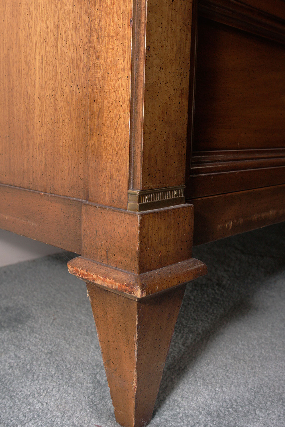 Mid-20th Century Weiman Rockwood Collection Credenza
