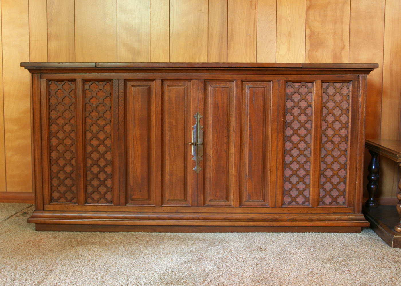 Vintage GE Man-Made Diamond Stylus Record Player Radio Unit