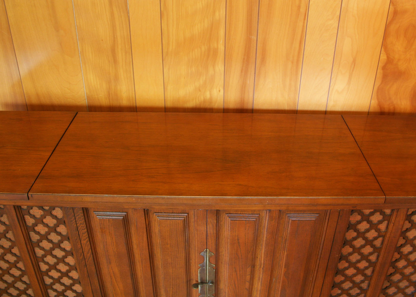 Vintage GE Man-Made Diamond Stylus Record Player Radio Unit